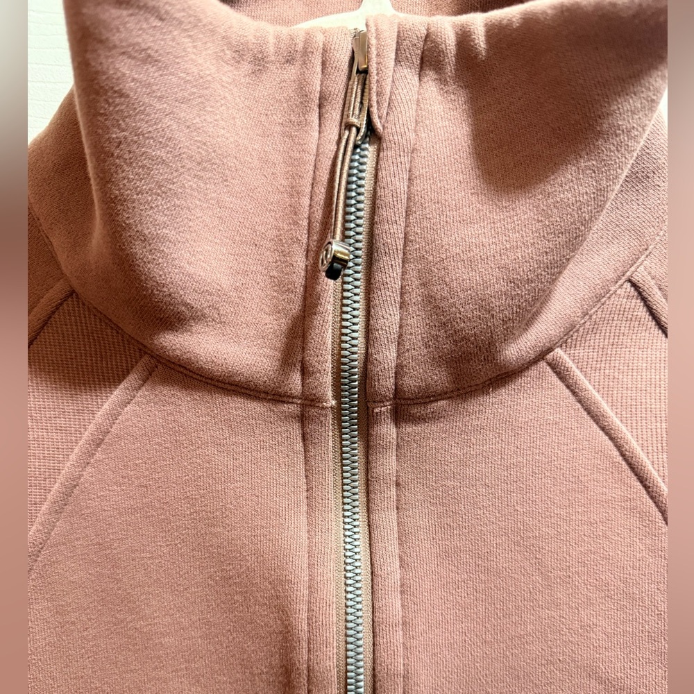 Lululemon Scuba Funnel Neck Half Zip Pullover
Size XS/S - Picture 4 of 5